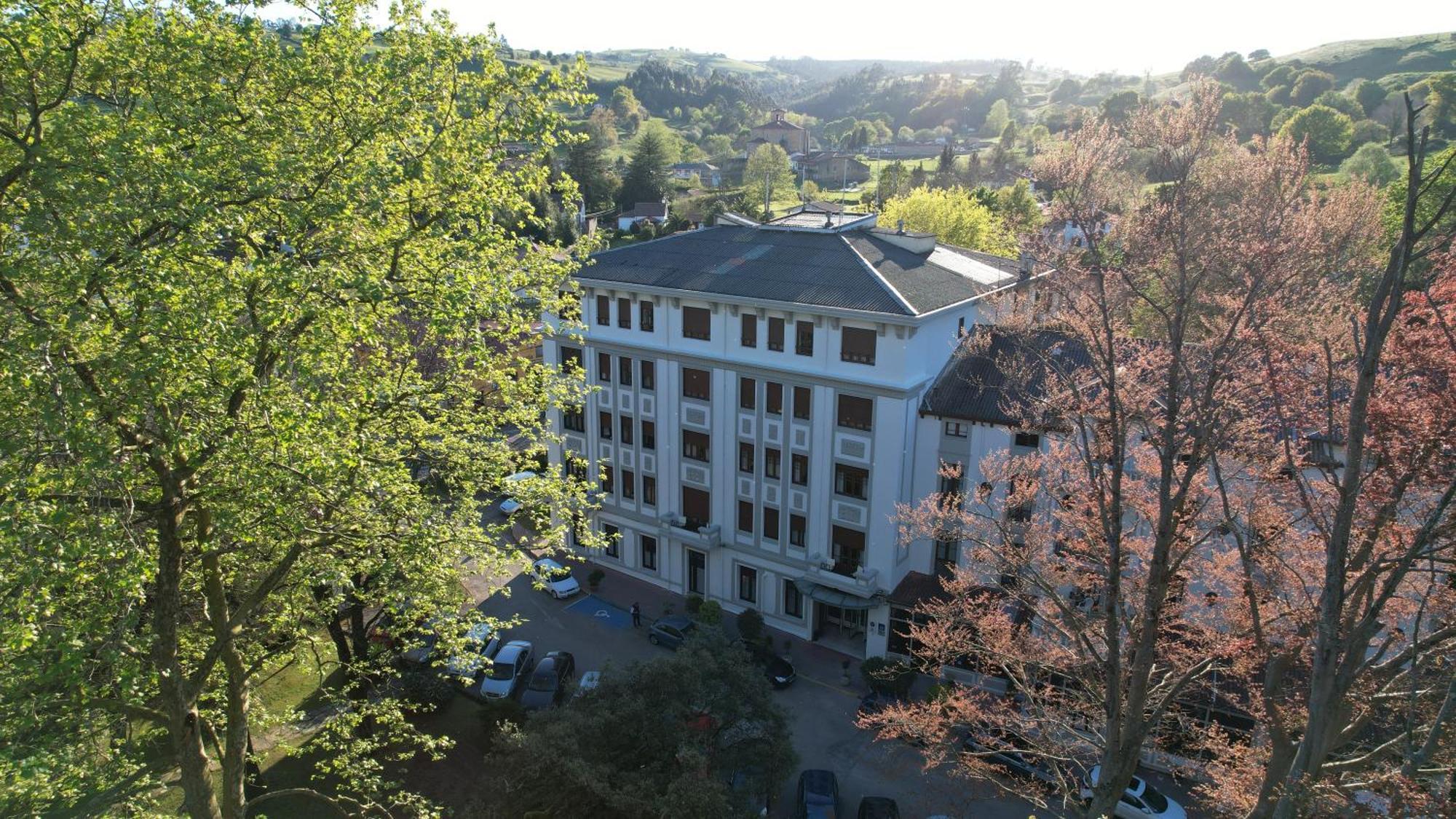 Gran Hotel Balneario De Liérganes Exteriér fotografie